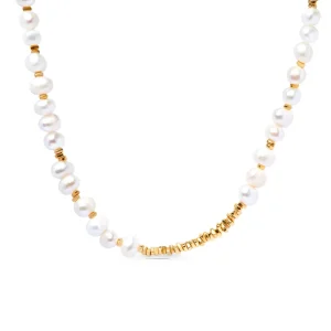Gold pearl necklace
