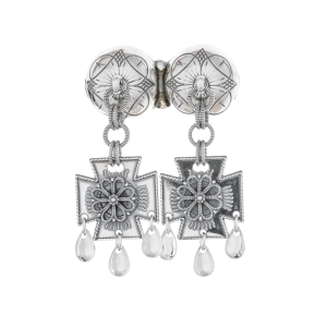 Halsknapp med rosett i korsløv oksidert