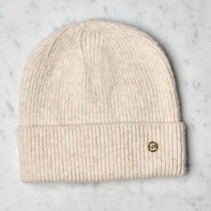 Strikket lue – Lys beige
